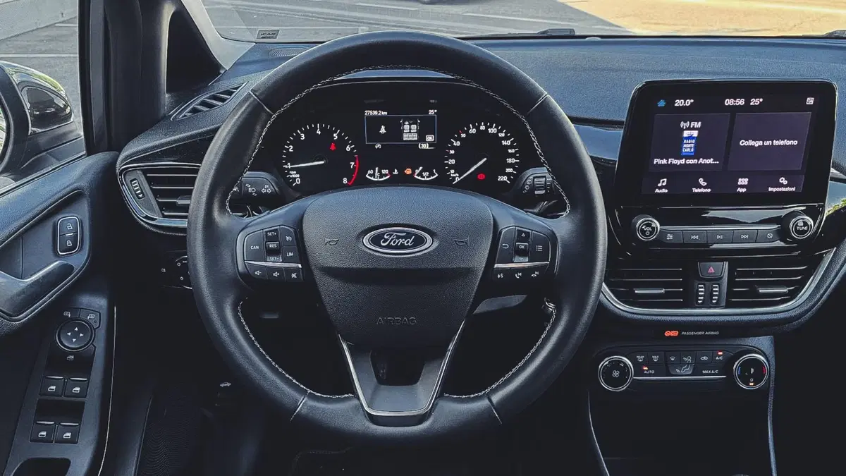 Ford Fiesta usata a Novara (7)