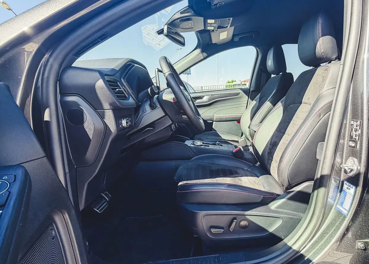 Ford Kuga usata a Vercelli (15)