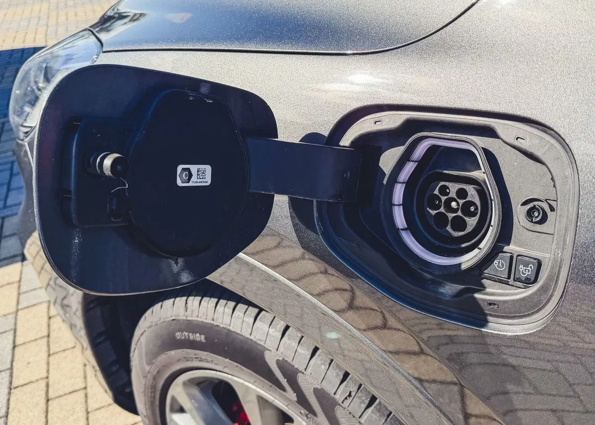 Ford Kuga usata a Vercelli (9)
