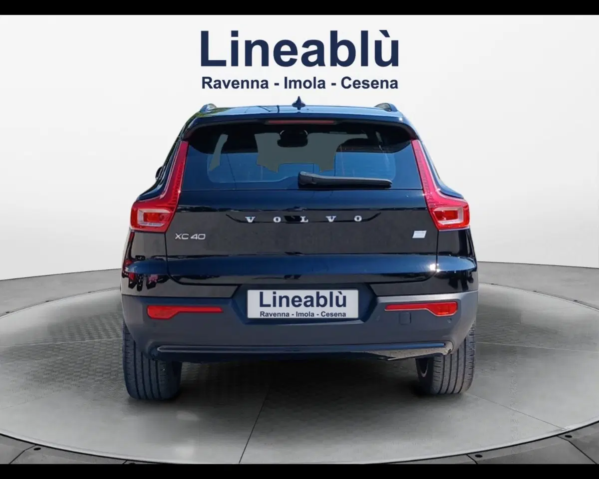 Volvo XC40 usata a Ravenna (4)