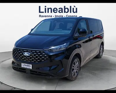 Ford Tourneo Custom 320 2.0 EcoBlue 170CV aut. PC Titanium del 2024 usata a Ravenna