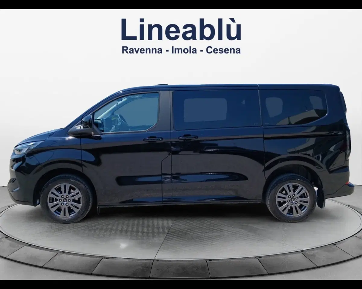 Ford Tourneo Custom usata a Ravenna (2)