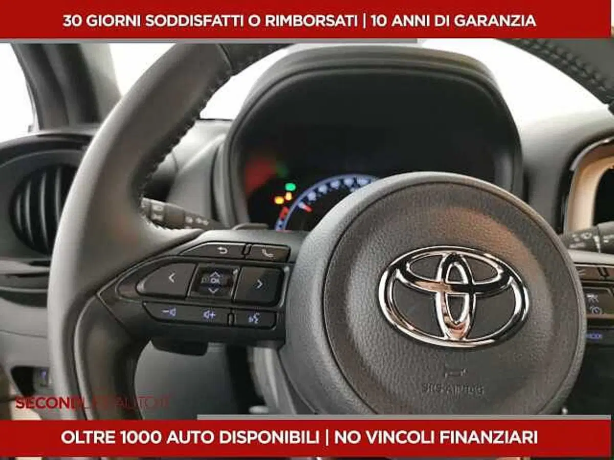 Toyota Aygo X usata a Chieti (15)