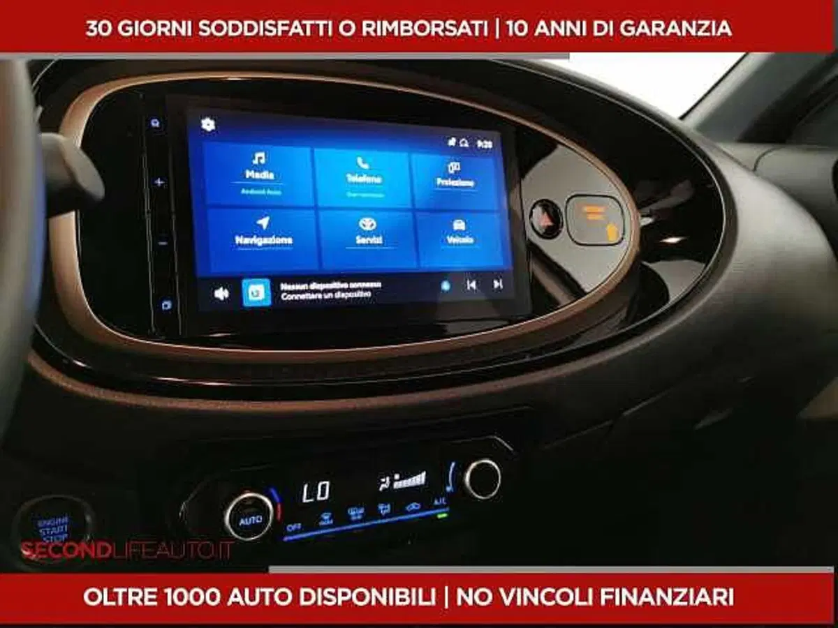 Toyota Aygo X usata a Chieti (16)
