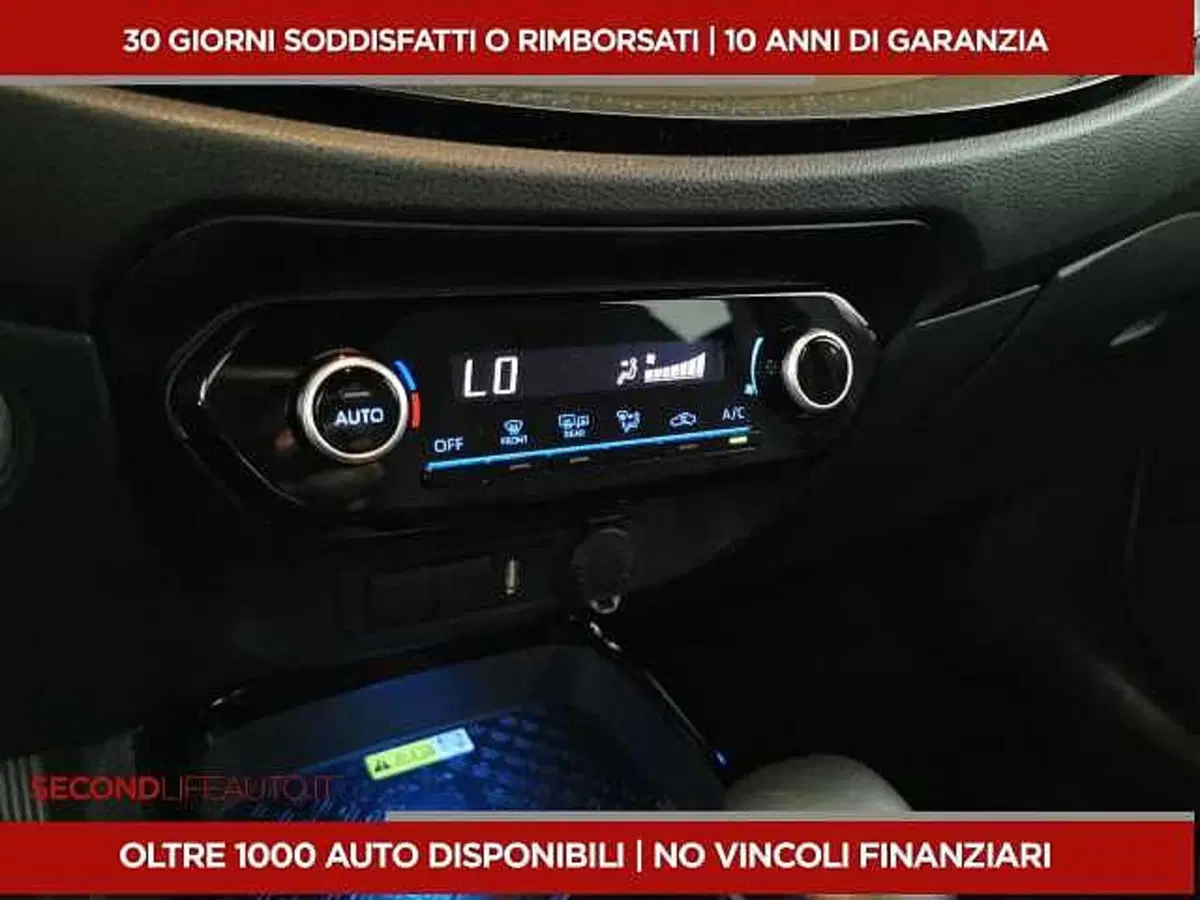 Toyota Aygo X usata a Chieti (17)
