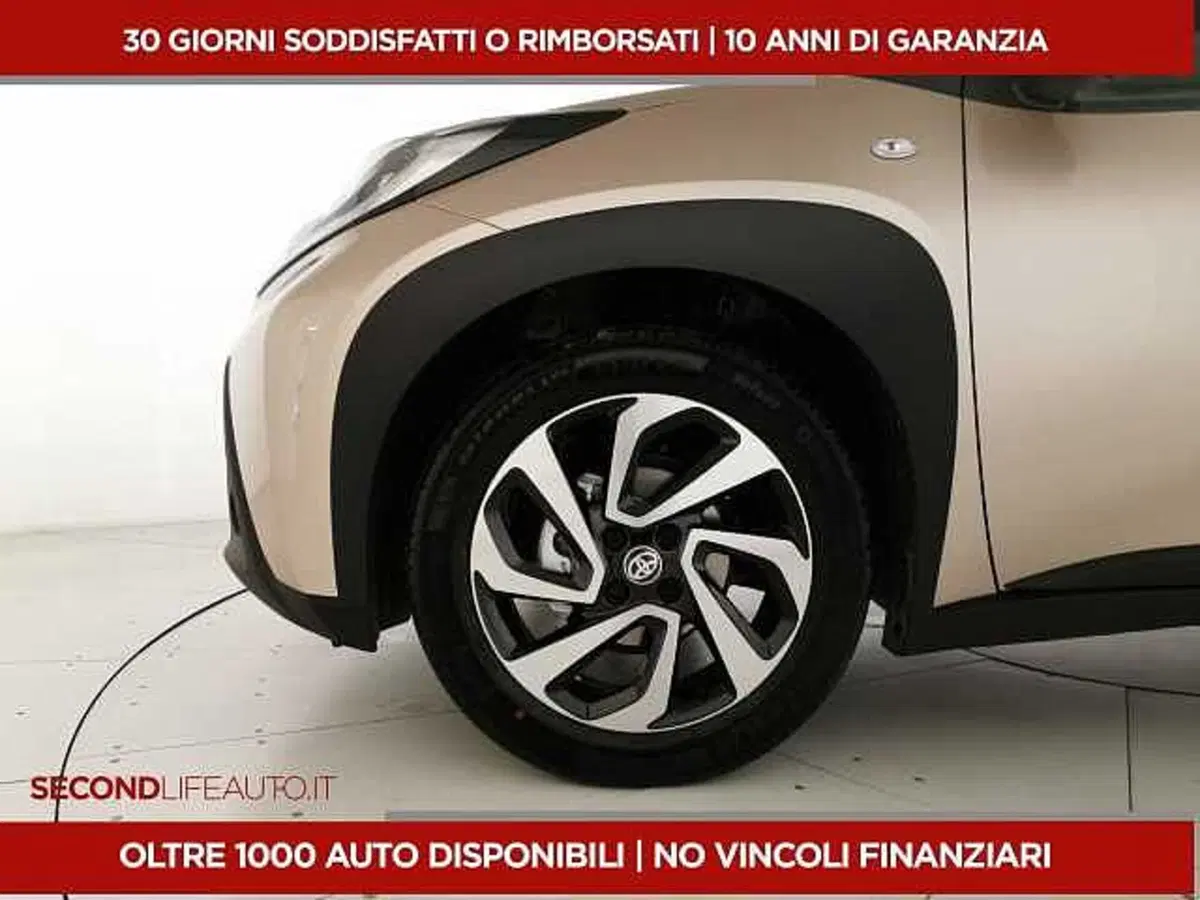 Toyota Aygo X usata a Chieti (8)