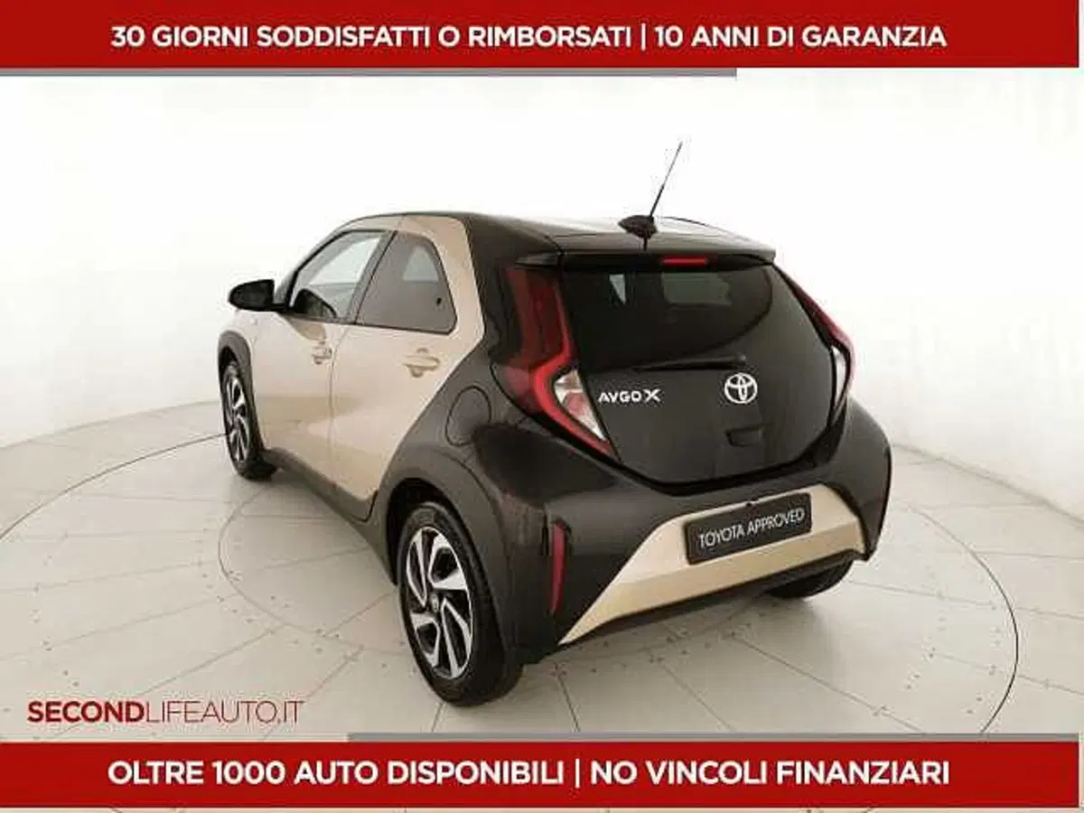 Toyota Aygo X usata a Chieti (9)