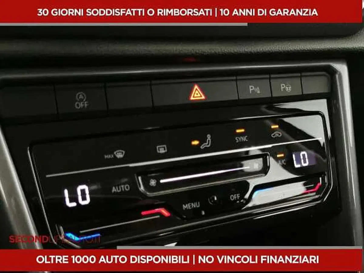 Volkswagen T-Roc usata a Chieti (15)
