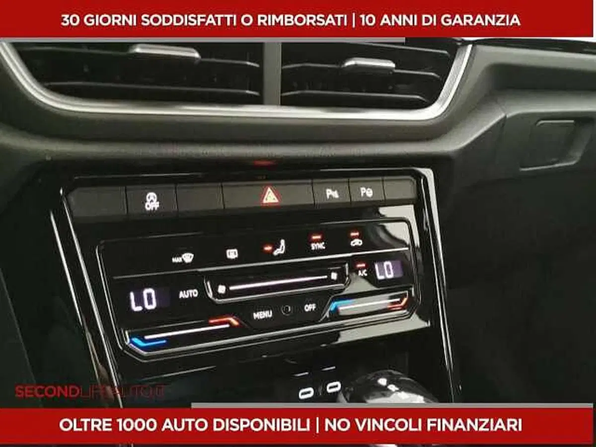 Volkswagen T-Roc usata a Chieti (14)