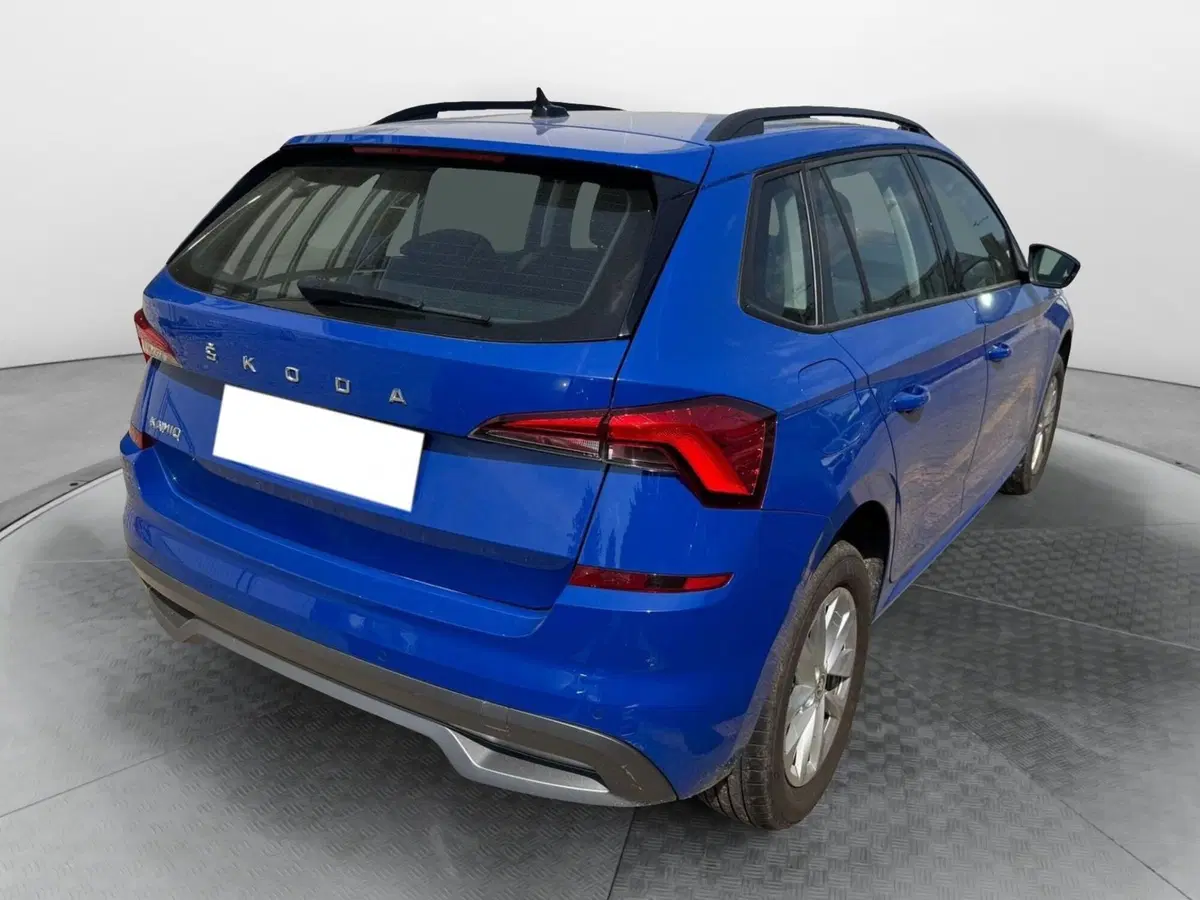 Skoda Kamiq usata a Varese (2)