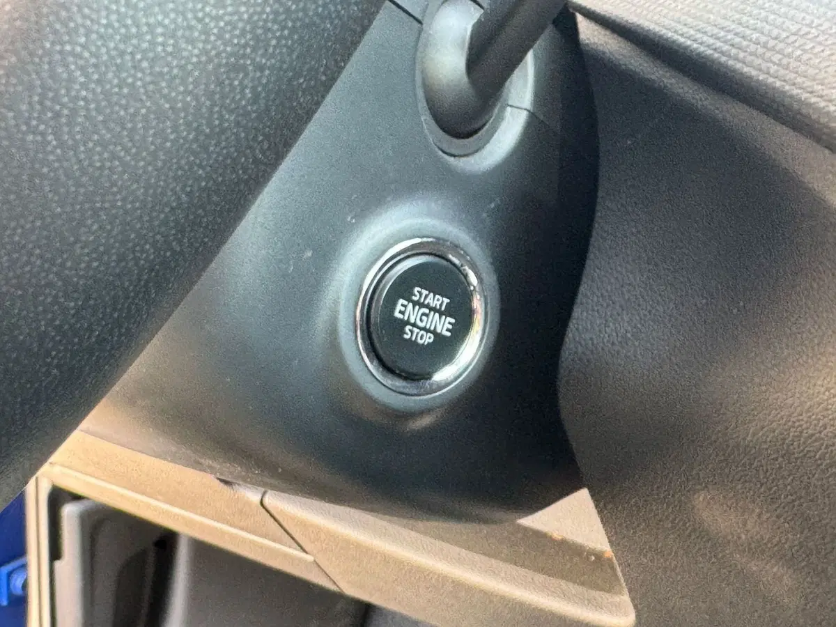 Skoda Kamiq usata a Varese (6)