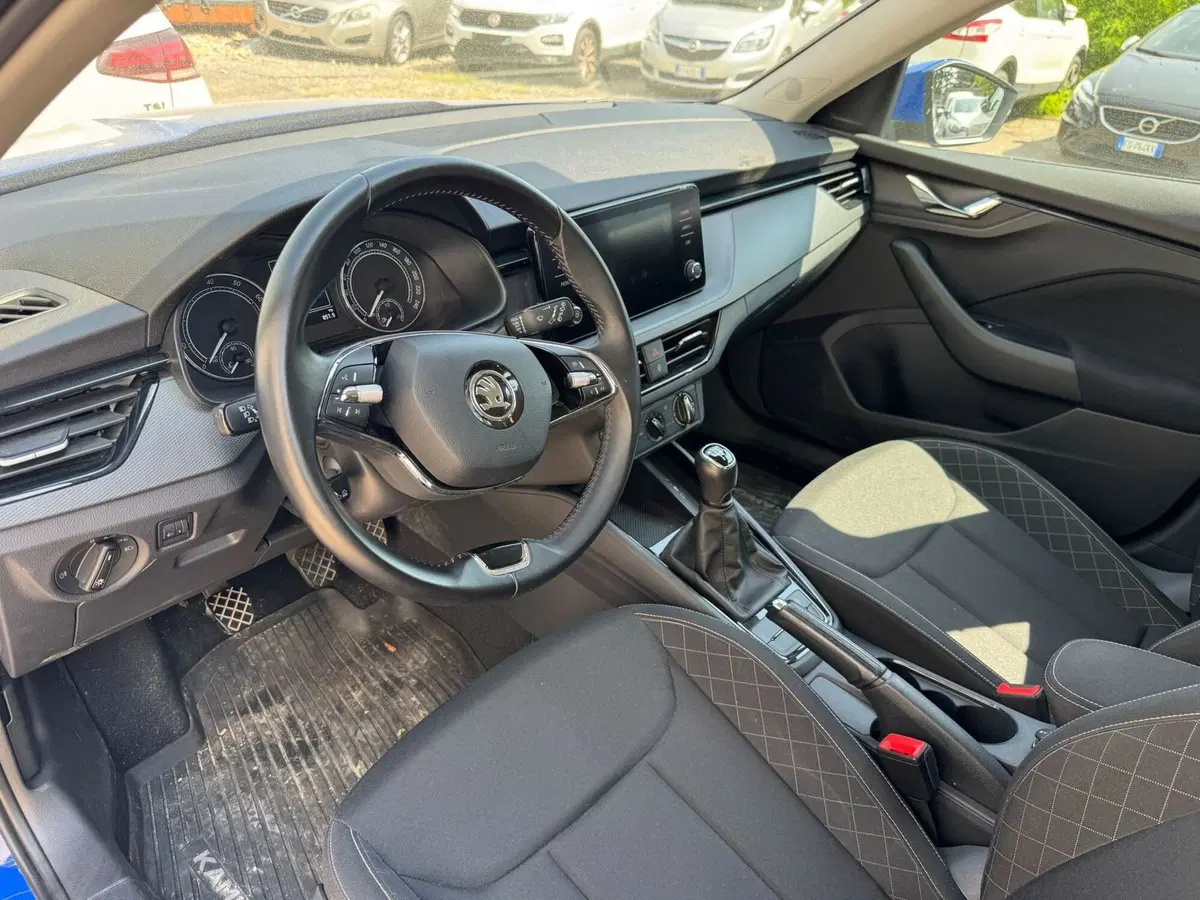 Skoda Kamiq usata a Varese (7)