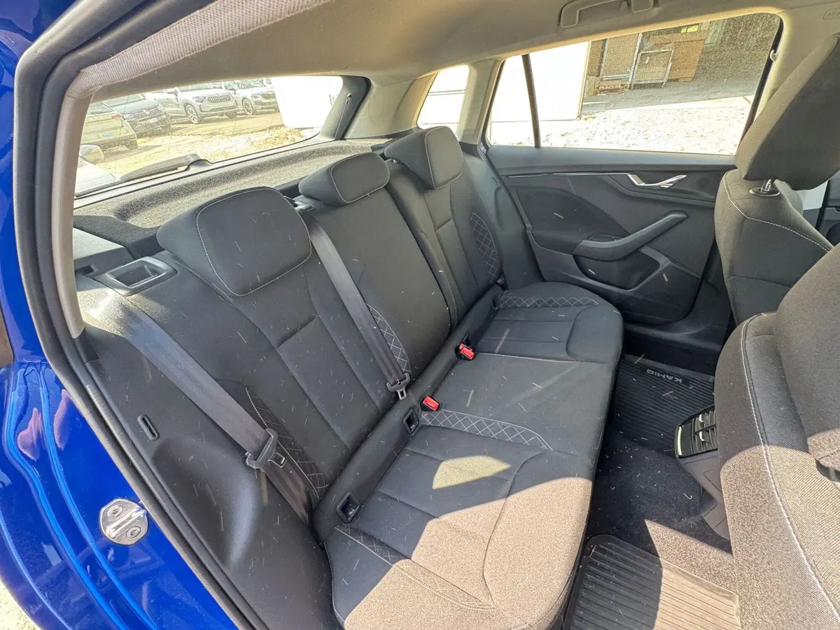 Skoda Kamiq usata a Varese (9)