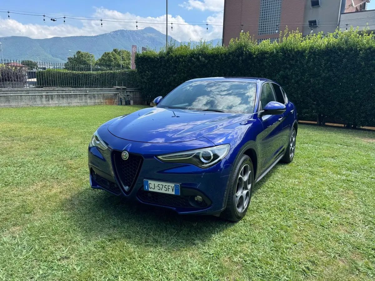 Alfa Romeo Stelvio usata a Salerno