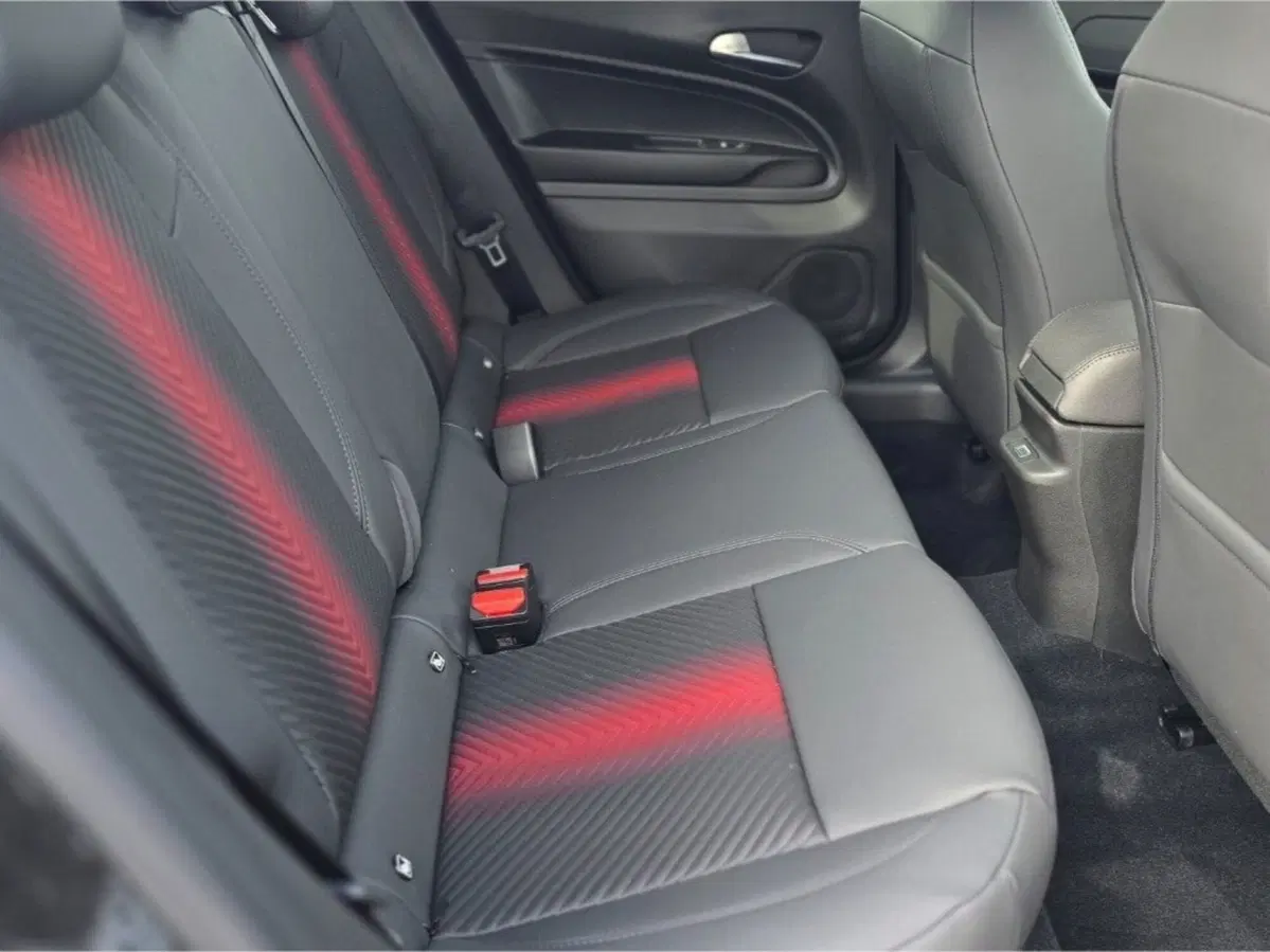 Alfa Romeo Junior nuova a Salerno (7)