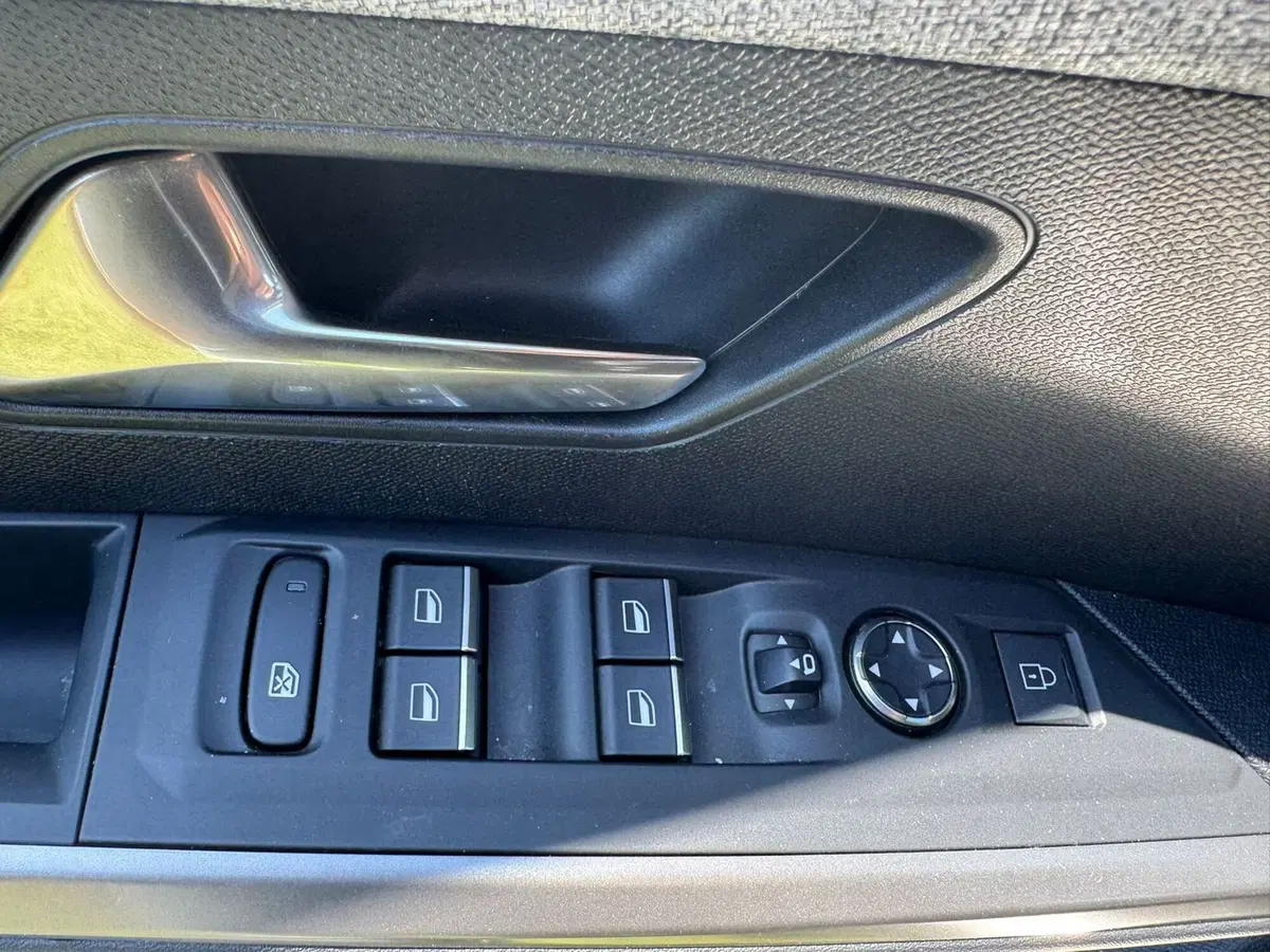 Peugeot 3008 usata a Salerno (16)