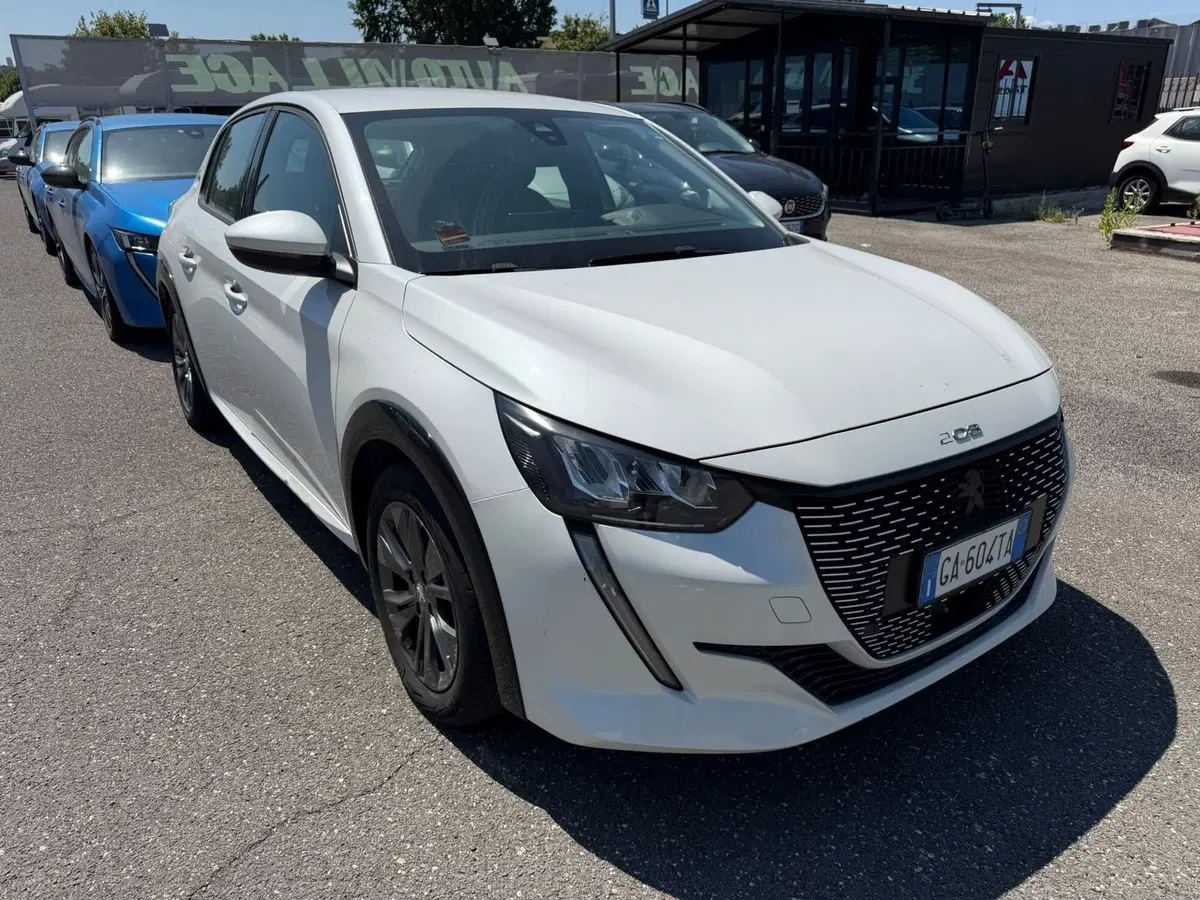 Peugeot 208 usata a Salerno (2)