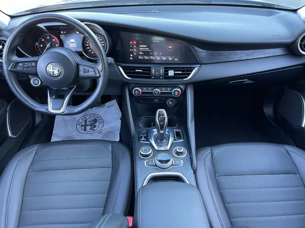 Alfa Romeo Giulia usata a Ancona (10)