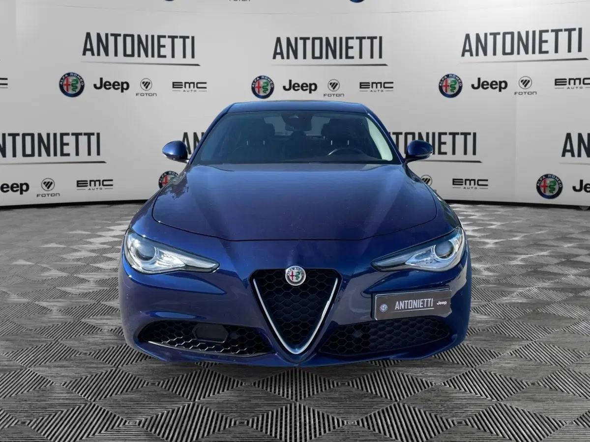 Alfa Romeo Giulia usata a Ancona (2)