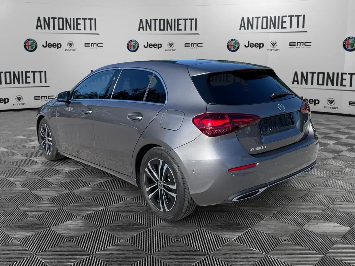 Mercedes-Benz Classe A Sedan usata a Ancona (7)