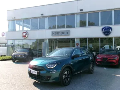 Fiat 600 1.2 hybrid 110cv auto del 2025 usata a San Dona' Di Piave