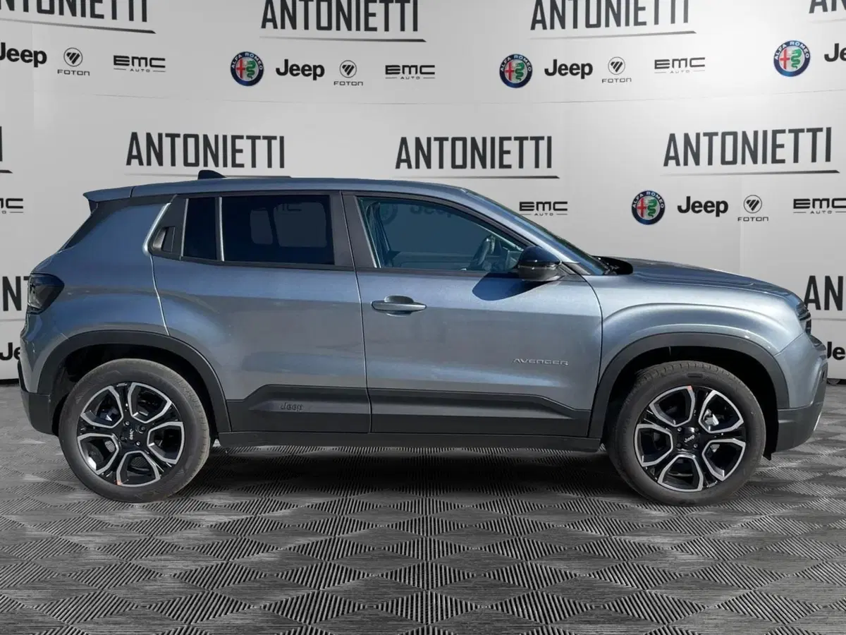 Jeep Avenger nuova a Ancona (4)