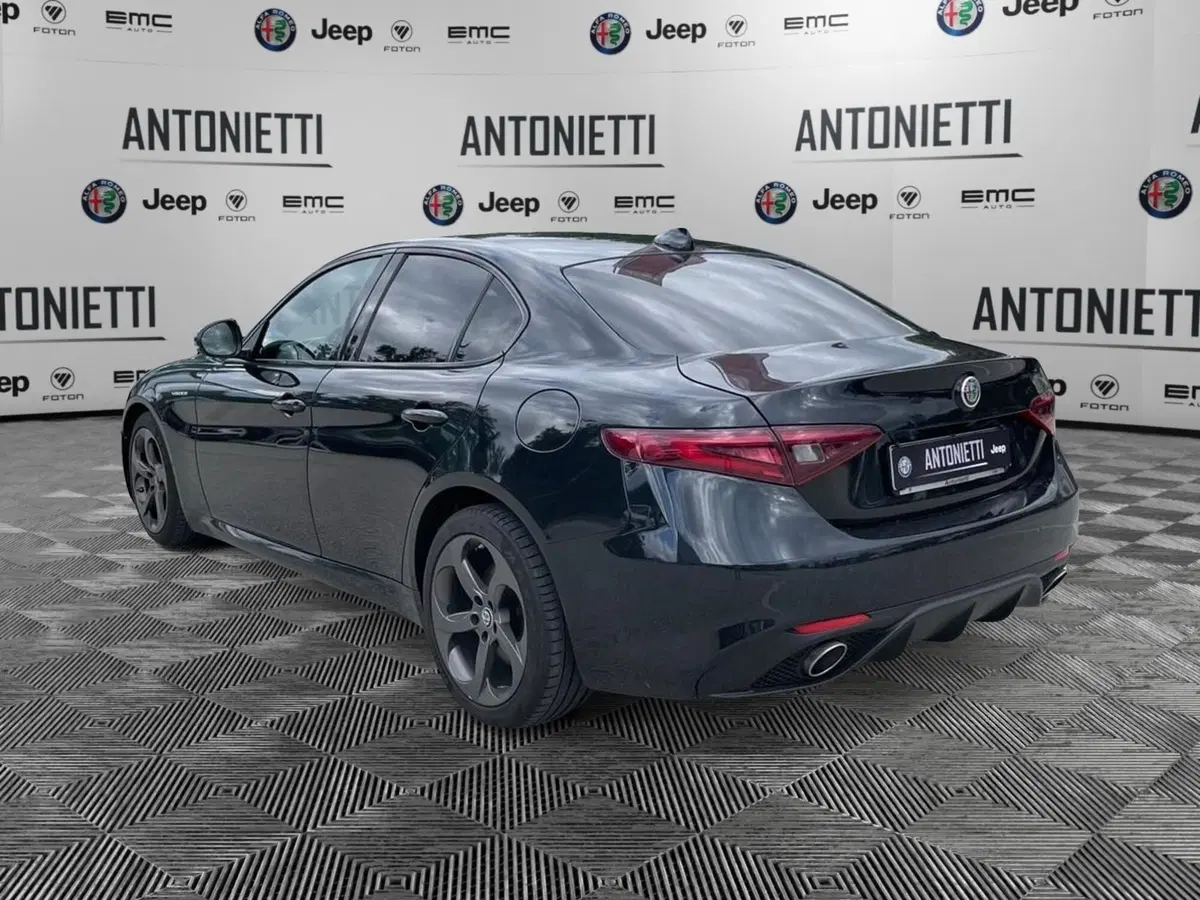 Alfa Romeo Giulia usata a Ancona (7)