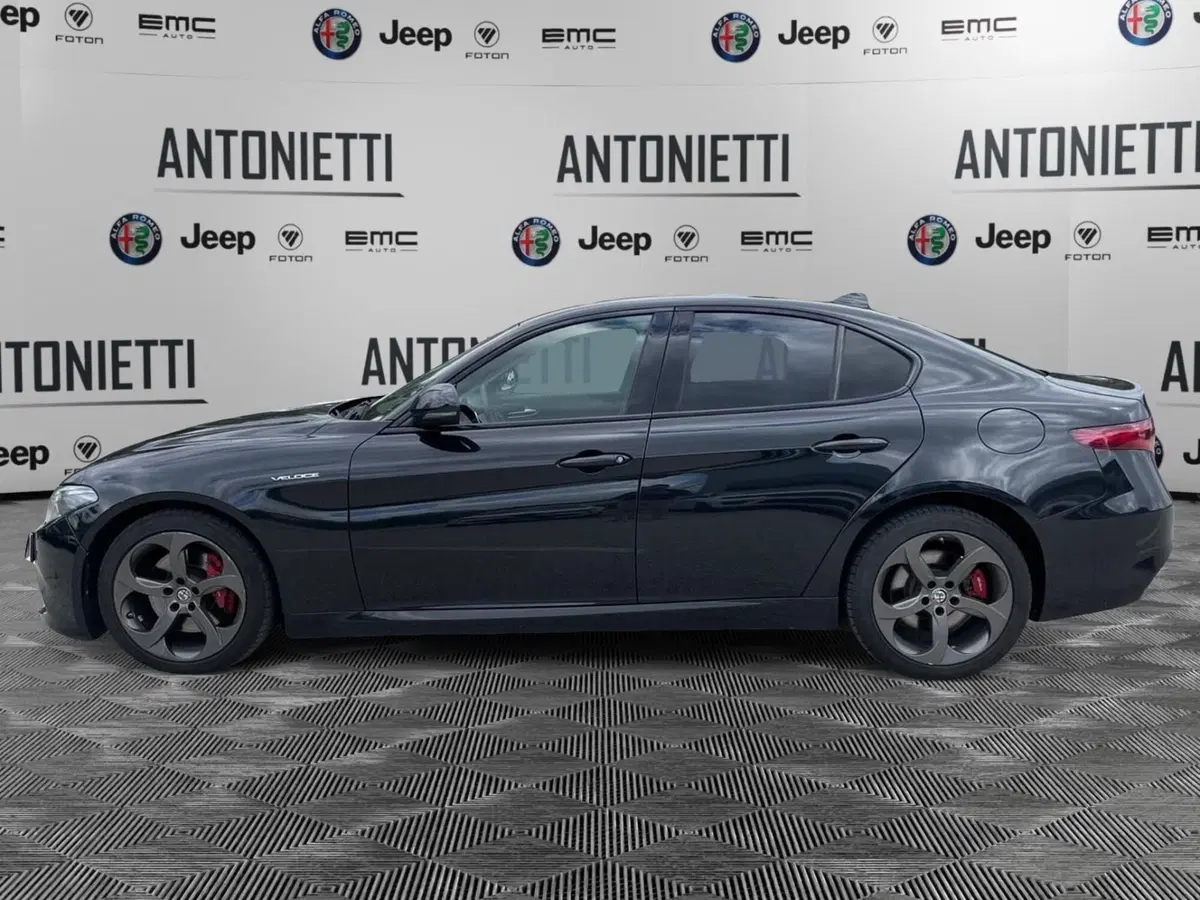 Alfa Romeo Giulia usata a Ancona (8)