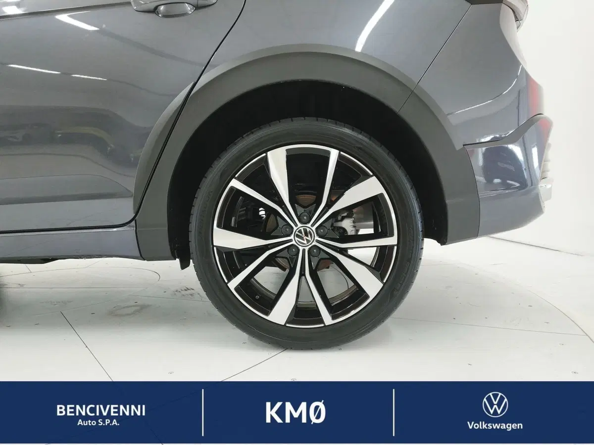 Volkswagen Taigo nuova a Catanzaro (16)