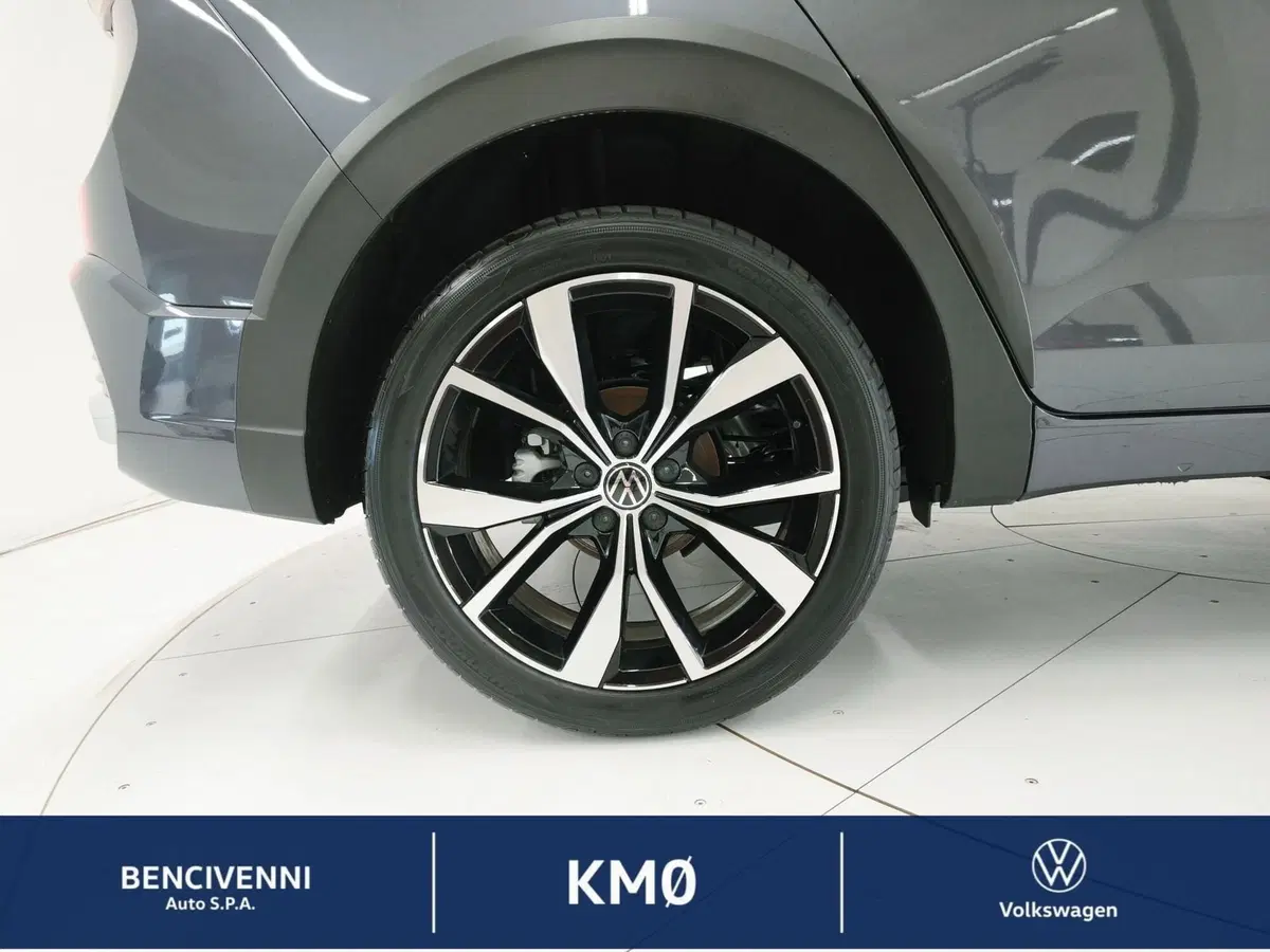 Volkswagen Taigo nuova a Catanzaro (5)