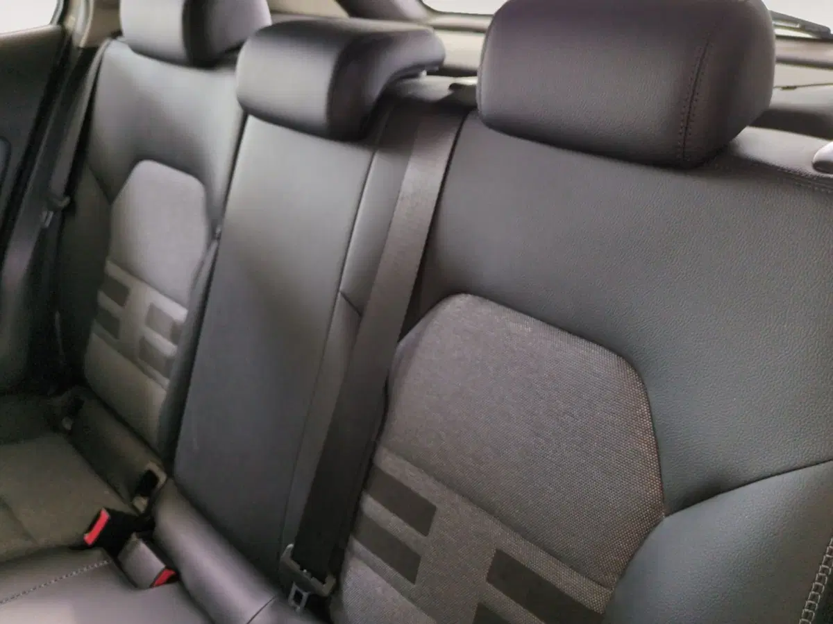 Mercedes-Benz GLA SUV usata a Agrigento (12)