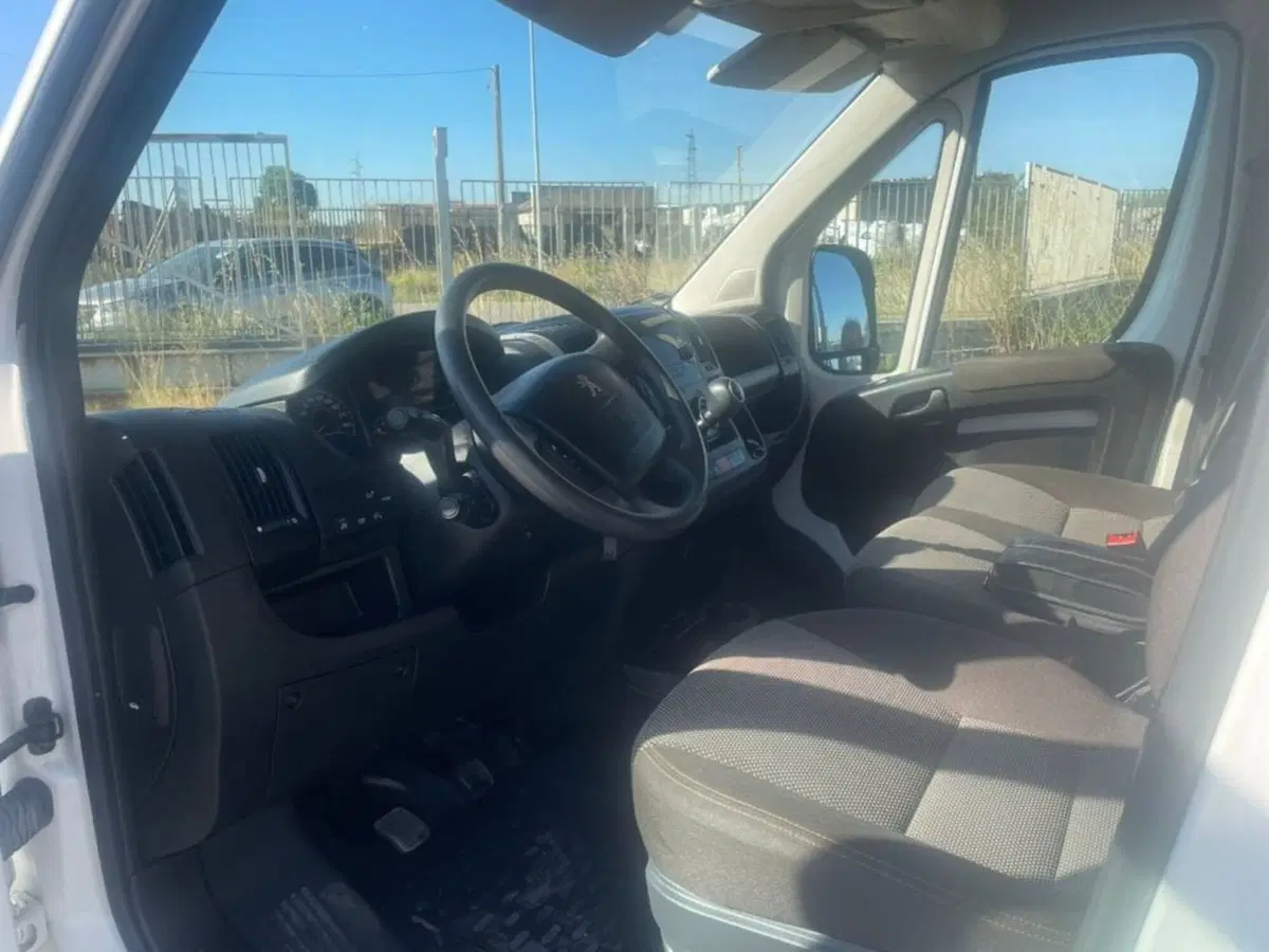 Peugeot Boxer Furgone usata a Foggia (9)