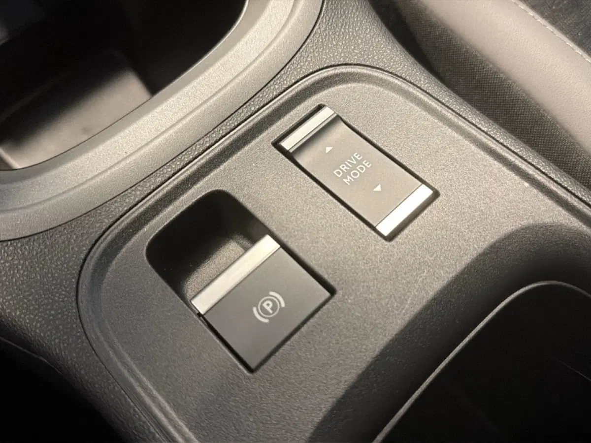 Jeep Avenger nuova a Palermo (15)