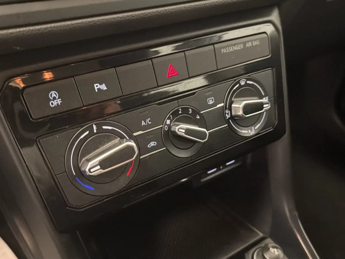 Volkswagen T-Cross usata a Palermo (12)