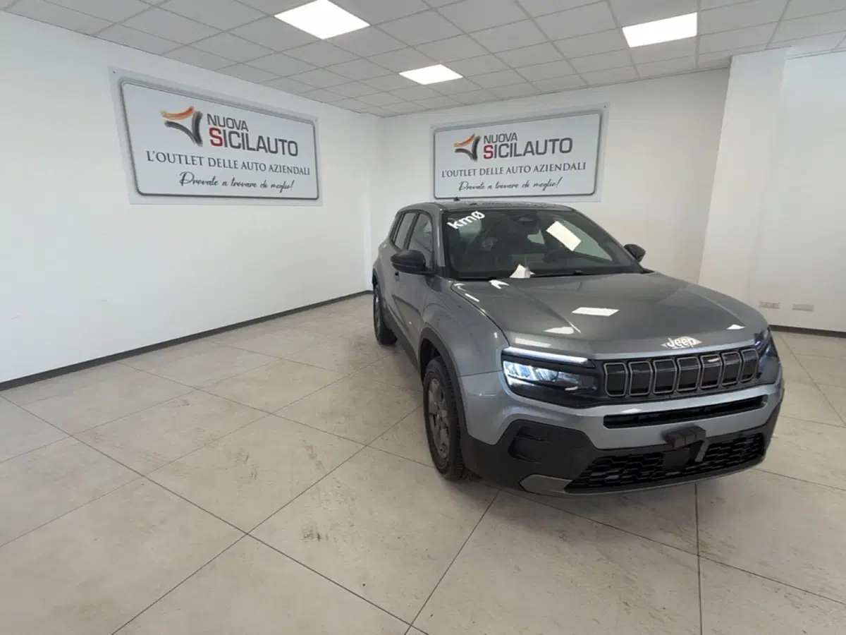 Jeep Avenger nuova a Palermo (3)