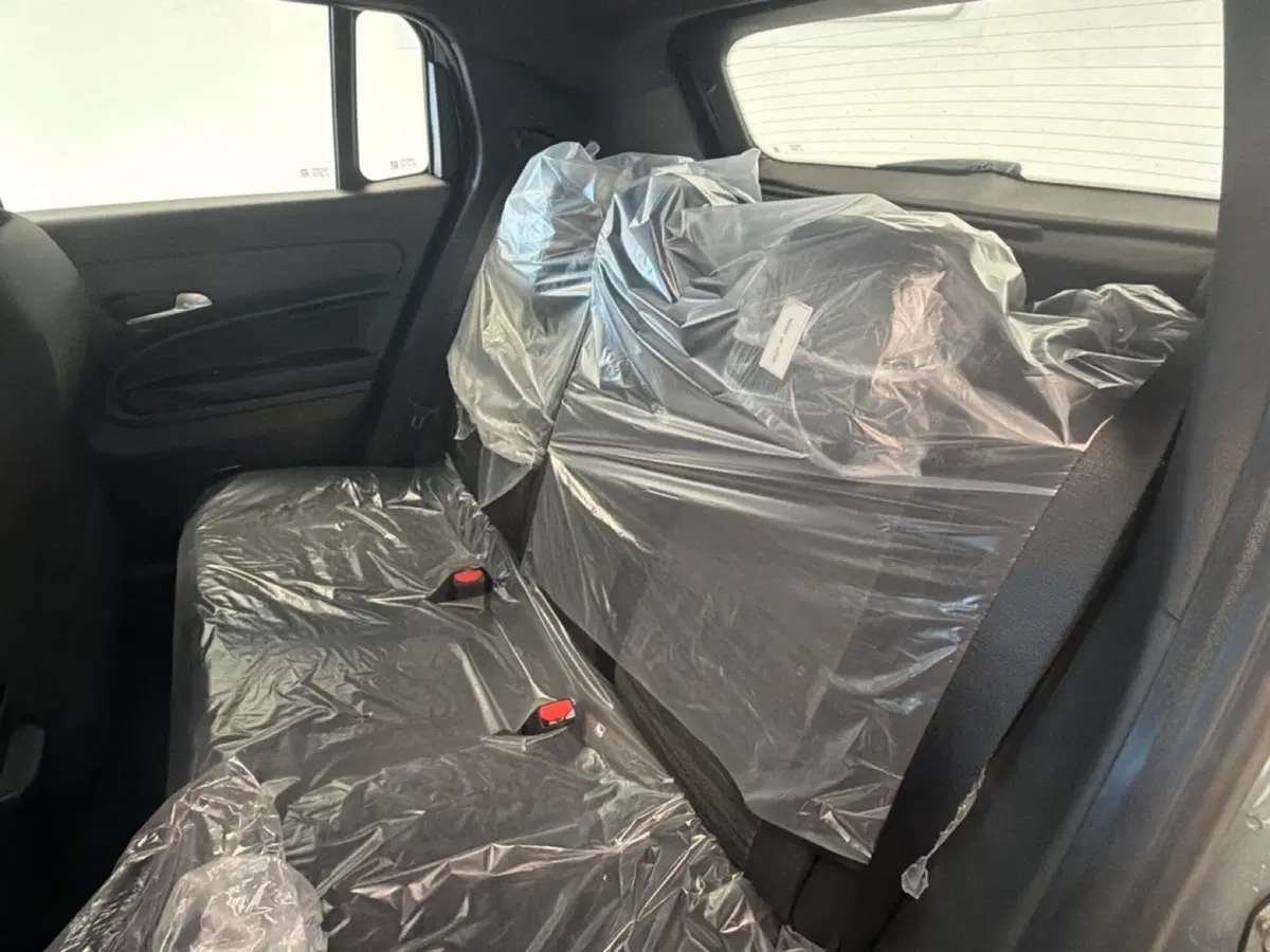 Jeep Avenger nuova a Palermo (6)