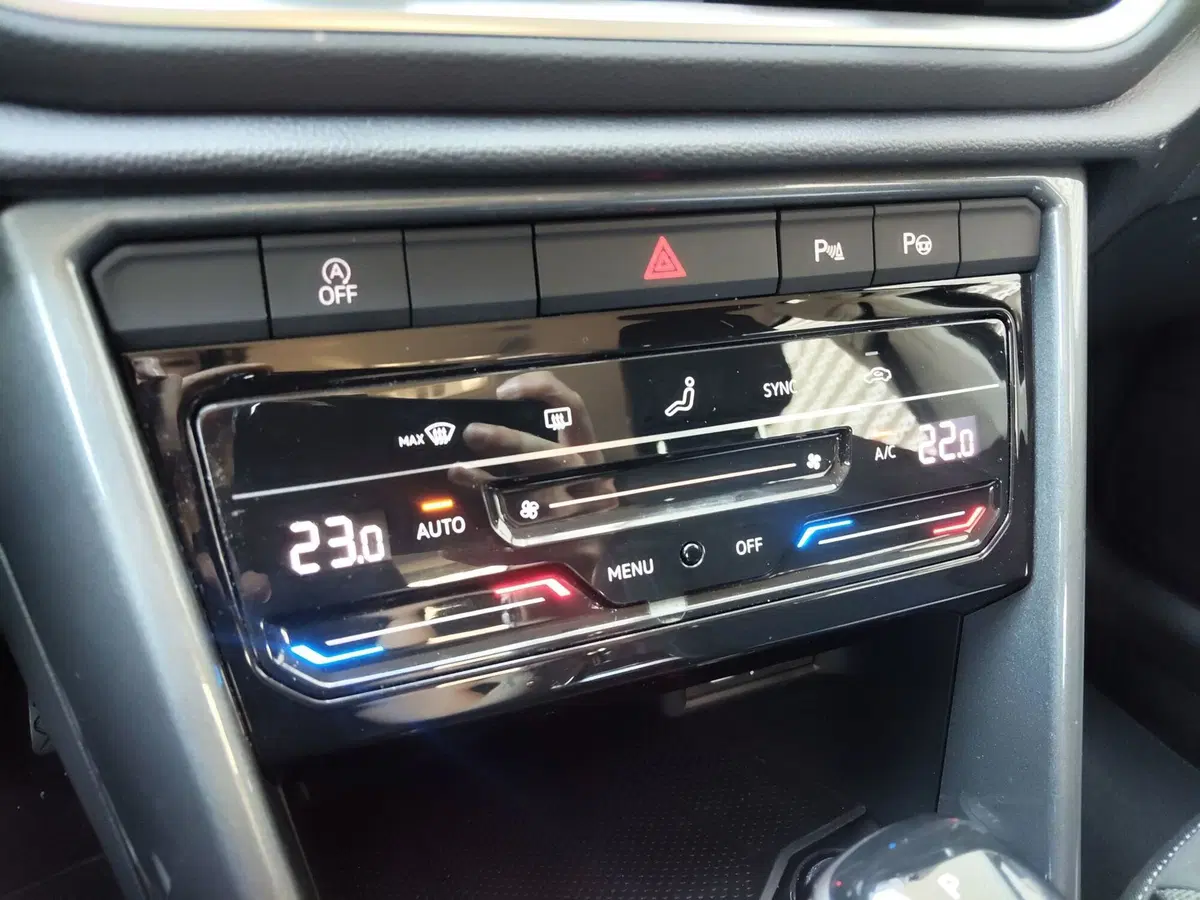 Volkswagen T-Roc usata a Modena (12)