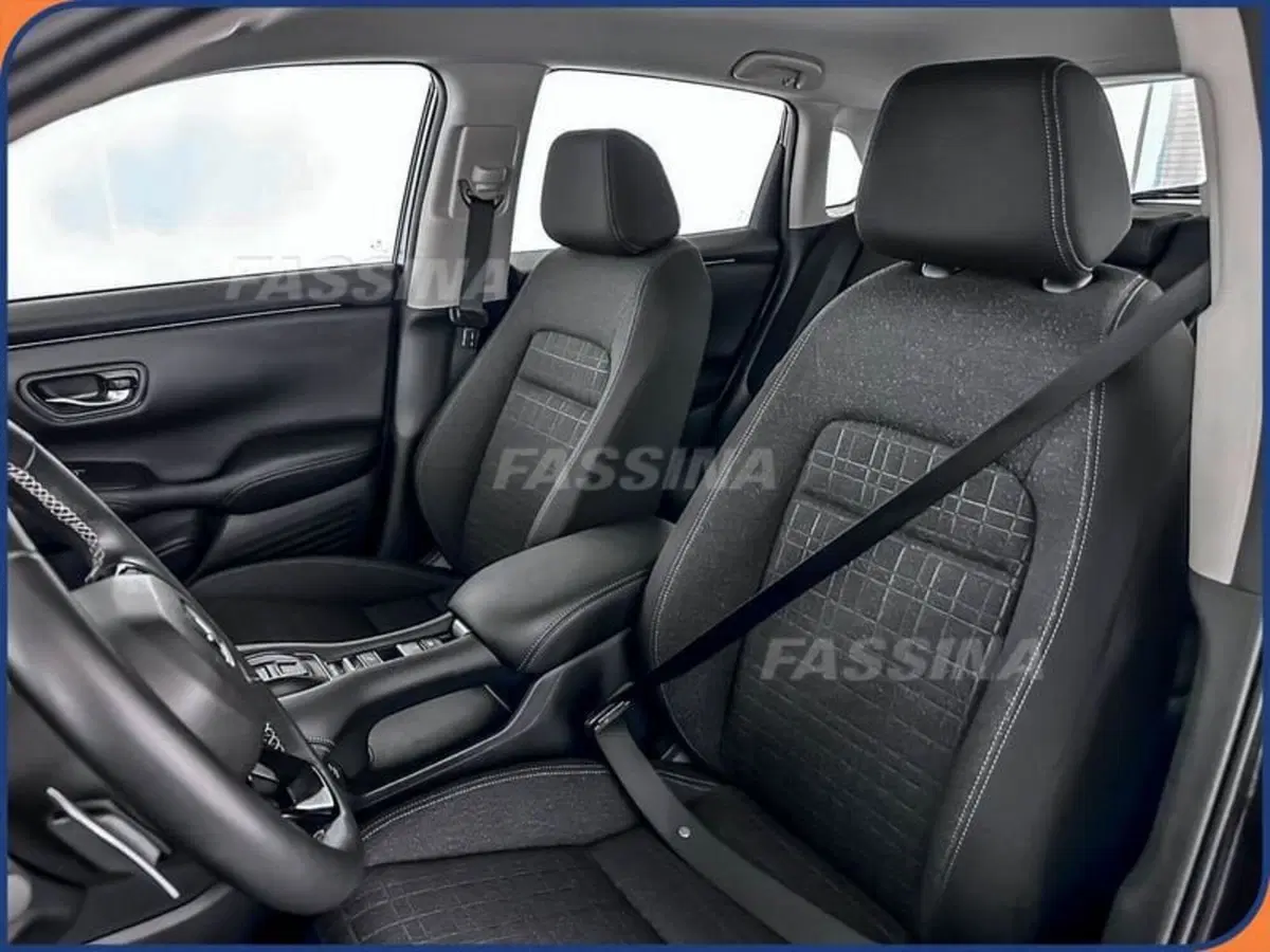 Honda ZR-V usata a Milano (8)