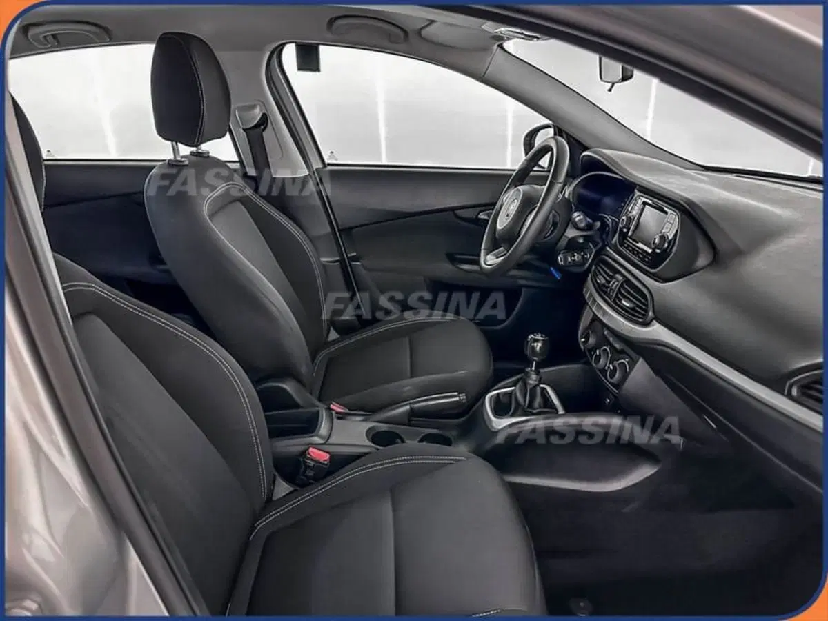 Fiat Tipo usata a Milano (14)