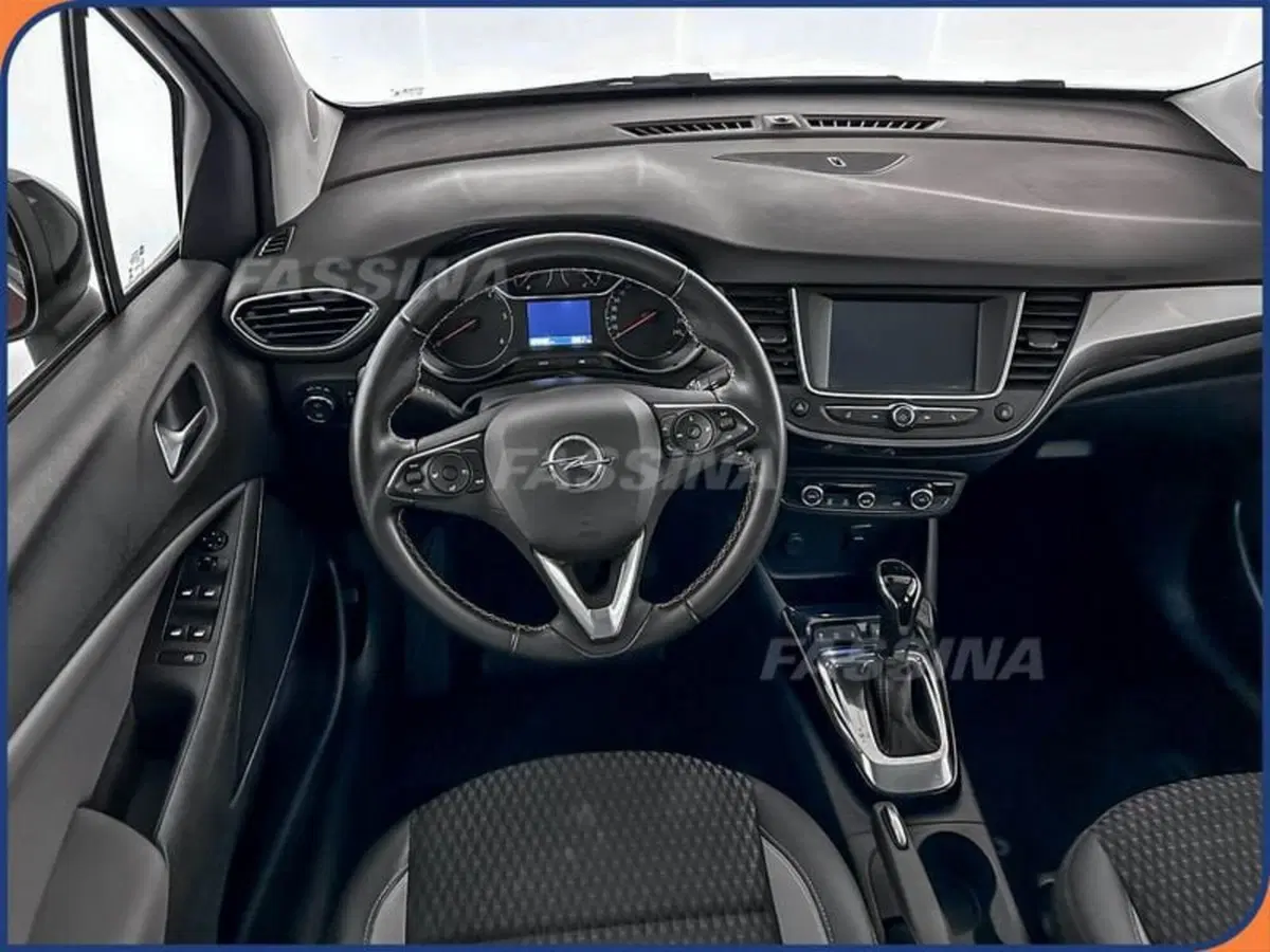 Opel Crossland X usata a Milano (11)