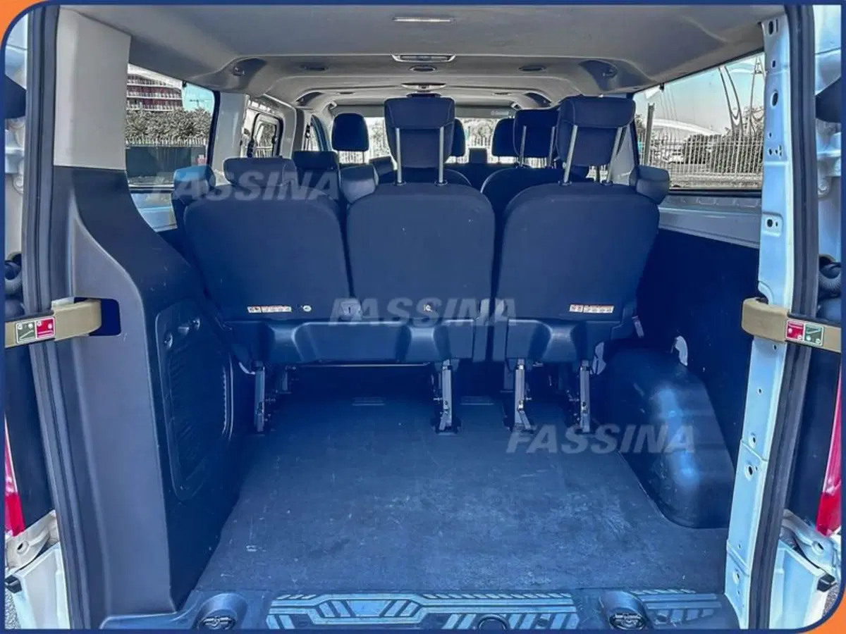 Ford E-Transit Custom  usata a Milano (10)