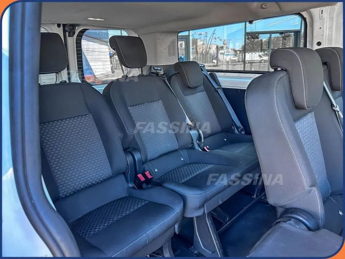 Ford E-Transit Custom  usata a Milano (11)