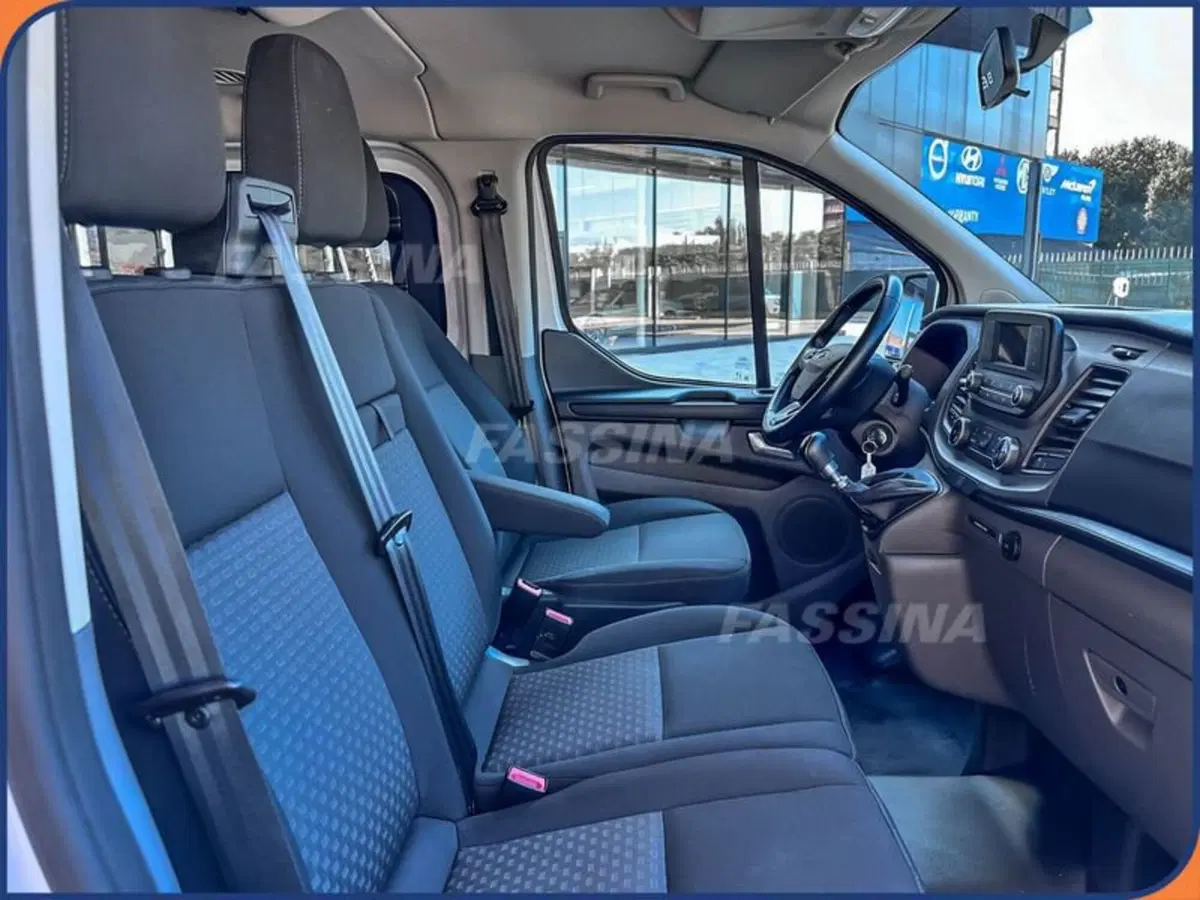 Ford E-Transit Custom  usata a Milano (14)