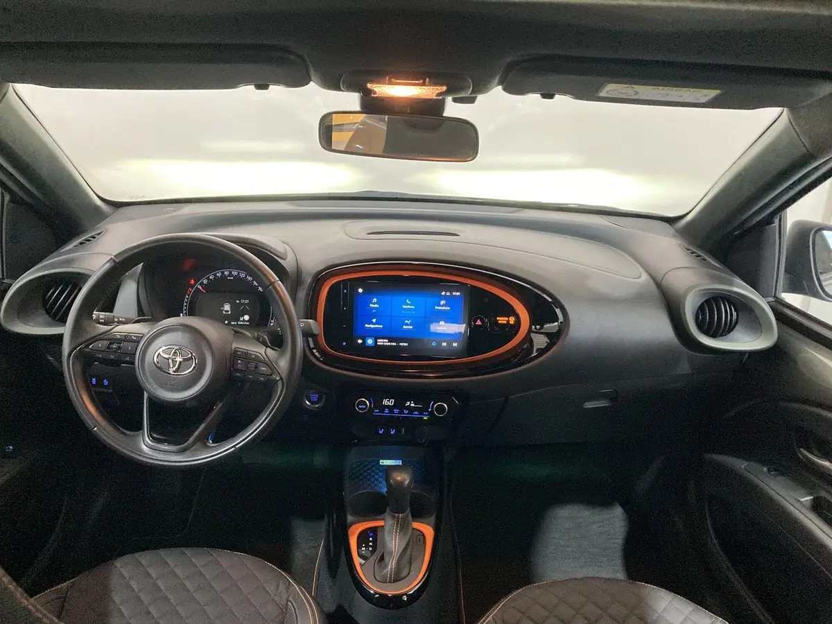 Toyota Aygo X usata a Barletta-Andria-Trani (20)
