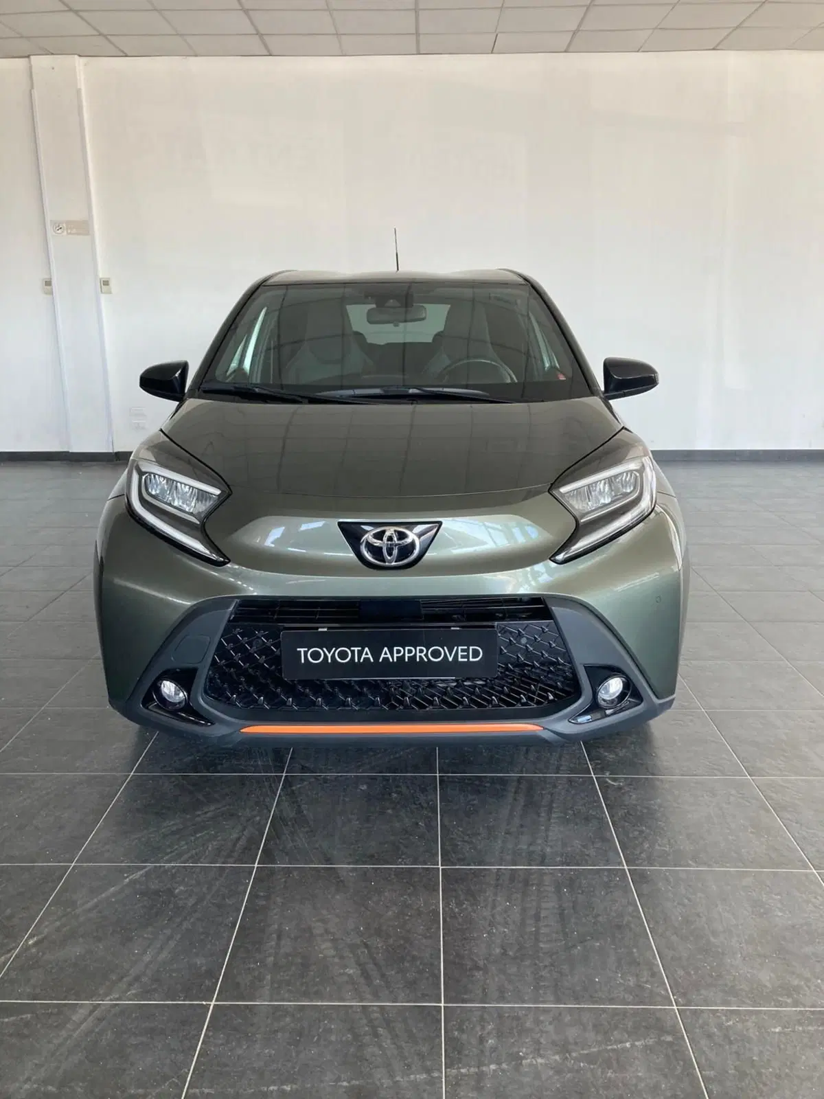 Toyota Aygo X usata a Barletta-Andria-Trani (3)
