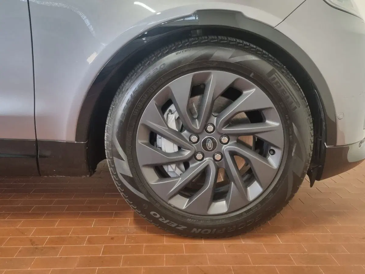 Land Rover Discovery usata a Brescia (8)