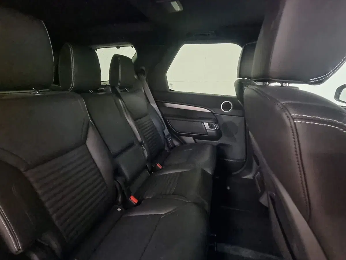 Land Rover Discovery usata a Brescia (9)