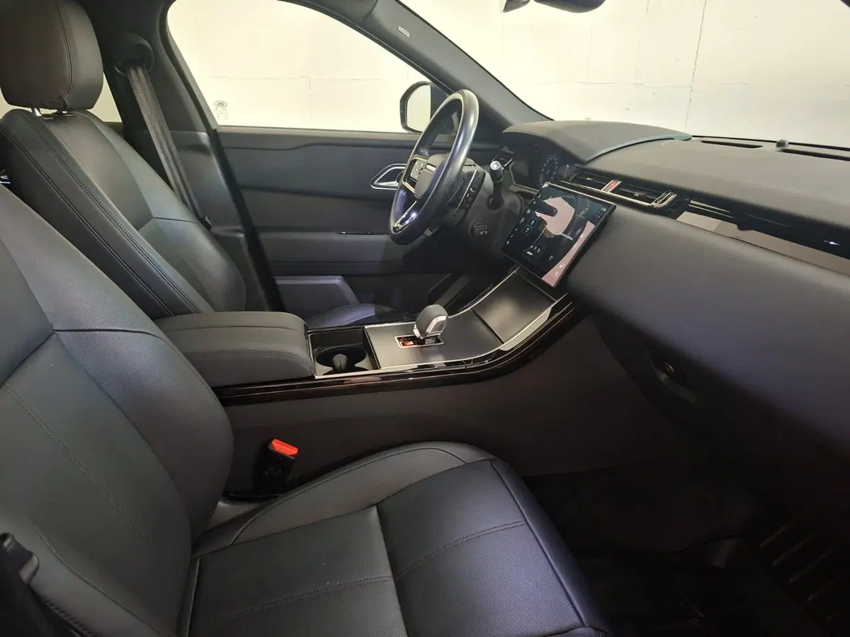 Land Rover Range Rover Velar usata a Brescia (3)