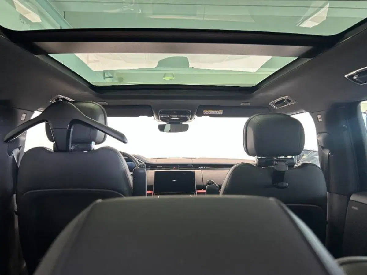 Land Rover Range Rover Sport usata a Venezia (16)