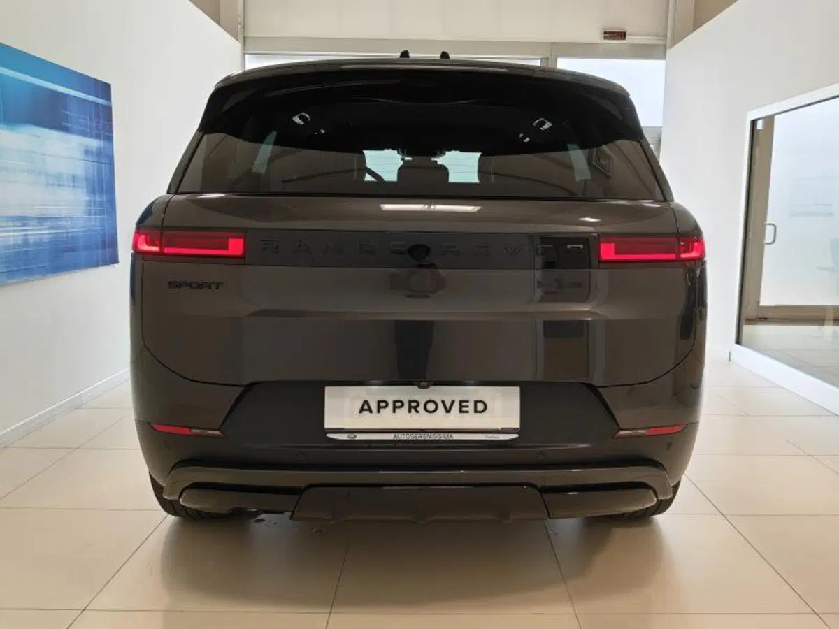 Land Rover Range Rover Sport usata a Venezia (5)